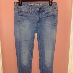 American Eagle Light Wash Jeggings